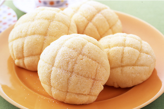 外はサックリ中はふんわり♪焼きたてメロンパン