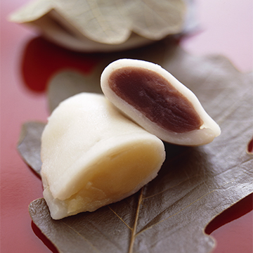 季節を楽しむ和菓子作り 「柏餅とあじさい」