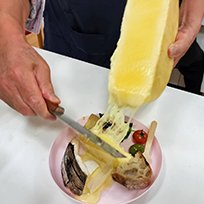 ますますチーズが好きになる！チーズの熟成、味くらべ