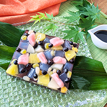 季節の和菓子　あんみつ水ようかん