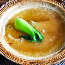 楽・食・健・美KUROMORIの極上フカヒレ煮込みを味わう