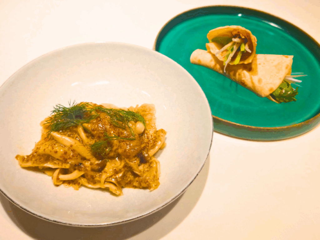 [Essence]薮崎友宏シェフのからだがよろこぶ薬膳中華 「鴨の冷菜 北京ダックスタイル＆秋鮭のレモン蒸し焼き きのこマスタードソース」