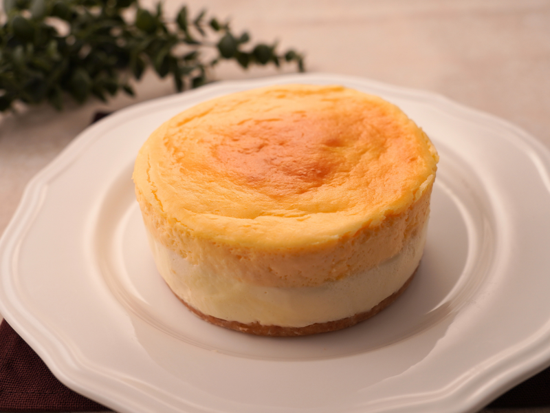 【1月開催】[PLAIN]パティシエ 野崎笑子先生に習うスペシャルスイーツ「ダブルチーズケーキ」