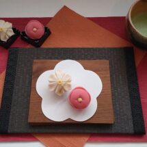 季節の彩　練り切りを作る　～福梅・雪中花～