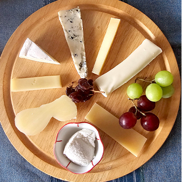 国産ナチュラルチーズの魅力を探る ミステリー・チーズセミナー♪