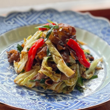 【3月開催】[上方中華  <ruby>新瓊<rt>シンタニ</rt></ruby>]新谷亮人シェフに習う中国料理「春キャベツの回鍋肉・あさりと菜の花の豆豉炒め あさりの卵蒸し敷き・ホタテ貝柱とイカの紹興酒漬け」