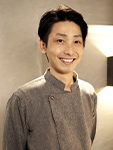 オーナーシェフ 新谷 亮人(しんたに あきひと)