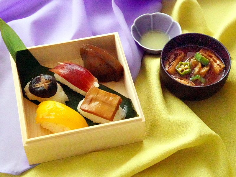 高知県の伝統　野菜が主役の田舎寿司