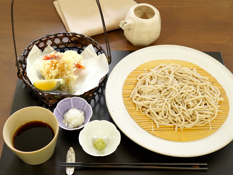 【11月開催】[割烹山路]店主 畠山義春先生に習う 四季の和食 「手打ちそばを打つ」