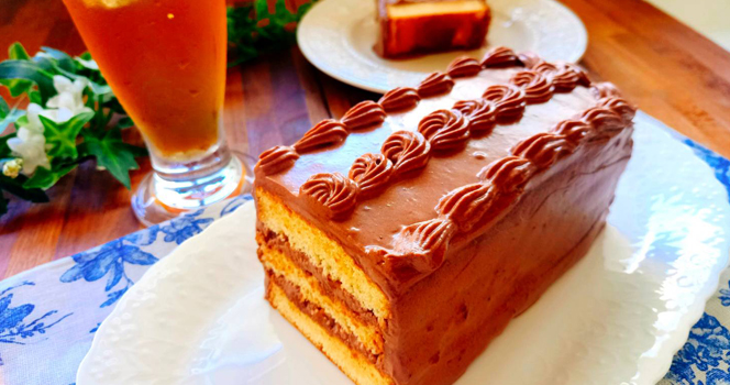 パウンド型で作る、チョコクリームとくるみのケーキ