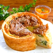 【9月開催】カフェの人気メニュー  厚焼きキッシュ＆オレンジキャロットラぺ
